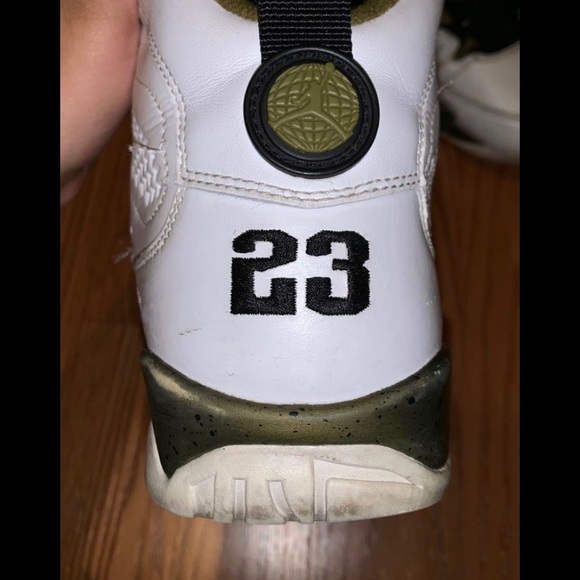 Jordan 9 Staute - Picture 4 of 5